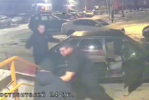 В Рыбинске два подростка избили пенсионера за сделанное замечание