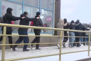 По результатам рейда в столичном ТЦ на родину отправятся 426 мигрантов