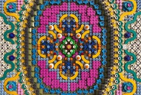 Мужчина собрал ковёр из Lego