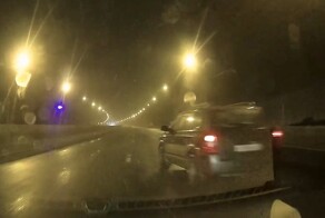 Не проронил ни слова