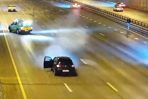 Очередное шоу на МКАДе