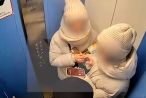 Падение лифта с девочками-подростками попало на видео
