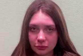 «Больше не буду никогда в жизни!»: треш-блогерша справила нужду у питерского храма и заработала уголовное дело