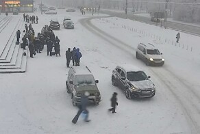 Она ещё имеет совесть претензии предъявлять