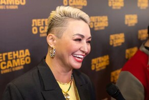 «Жить во благо людям - это безмерное счастье»: певица Катя Лель получила звание заслуженной артистки России