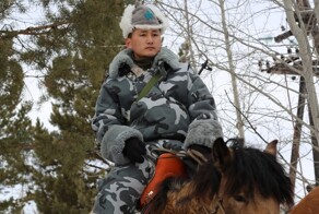 Шапка в форме красноармейского шлема типа "Будёновка"