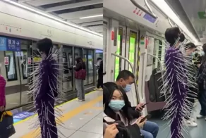 Парень нашел нестандартный способ защитить свое личное пространство в час-пик