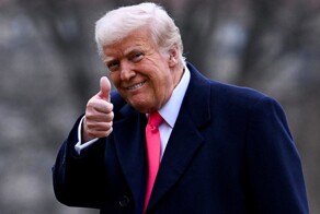 Питерские казаки решили вернуть Дональду Трампу звание есаула и вручить ему именную шашку