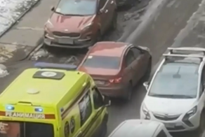 Месть на красной «Ладе»: как петербуржец 20 минут не пропускал реанимацию