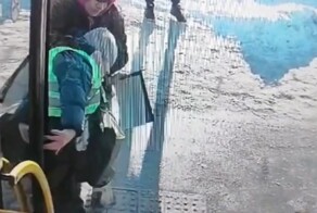 В Ленобласти мужчина избил 72-летнюю женщину и совершил грабёж