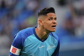 Бразильского защитника петербургского «Зенита» Дугласа Сантоса вызвали в сборную России по футболу