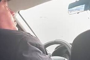 В Екатеринбурге таксист обматерил беременную за один вопрос