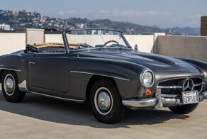Кабриолет Mercedes-Benz 190 SL выставили на торги