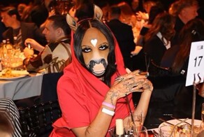 Женщина-лошадь стала главной звездой премии BRIT Awards