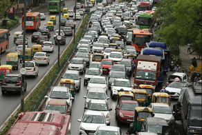 В Индии придумали, как бороться со старыми автомобилями