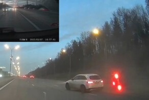 Выступление водителя каршеринга на МКАДе