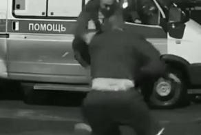 В Магнитогорске пьяный мужчина подрался с водителем скорой помощи