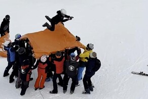 Лыжники спасли ребёнка, сорвавшегося с подъёмника