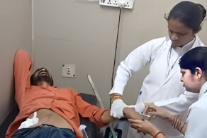 В Индии парень решил сам себе удалить аппендикс