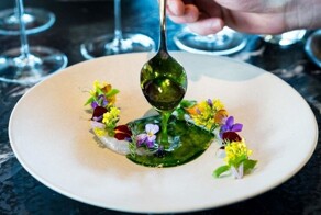 Сходить в "мишленовский" ресторан