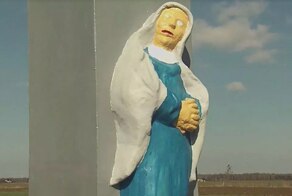 В Польше неизвестный «отреставрировал» 200-летние статуи Иисуса и Девы Марии