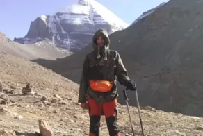 Мужчина прошел 3300 км до Тибета: когда вернулся домой, его никто не узнал