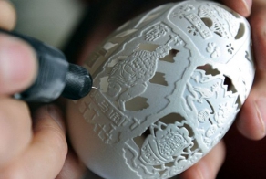 Резьба по яйцам (8 фото)