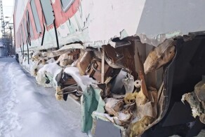 «У людей есть интерес»: в сети продают двухэтажный вагон, попавший в аварию в прошлом году