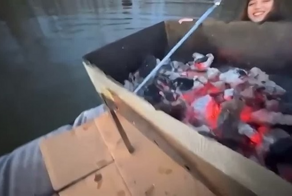 Казахстанский стример упал в реку вместе с мангалом