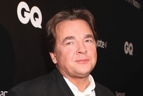 Кощунство и мерзость: как же прав Александр Михайлов, осуждая планы Константина Эрнста «воскрешать» великих артистов