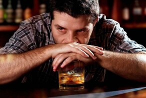 Депутат Госдумы предложил ввести самозапрет на покупку алкоголя для россиян