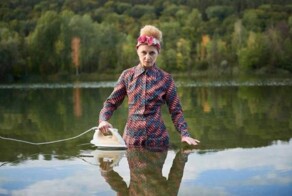 Не ищите здесь смысл. Здесь в основном маразм