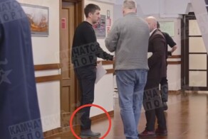 Анекдот дня: по поручению губернатора министр транспорта Камчатки начал ходить на работу в сапогах