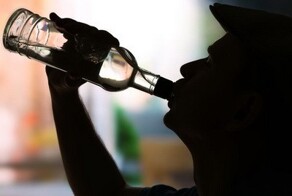 Эксперты составили портрет среднестатистического алкоголика в России
