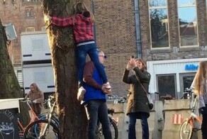 15 людей, которых застали врасплох во время фотосессии