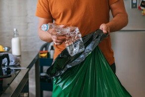 В&nbsp;Австралии оштрафовали компанию, которая солгала о&nbsp;составе экопакетов