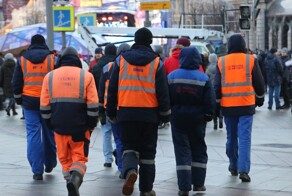 Министерство труда резко сократило количество профессий для упрощённого получения ВНЖ