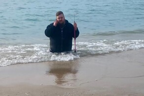 Застрял по пояс: первое свидание закончилось спасательной операцией