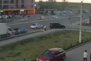 Водитель BMW избил курьера