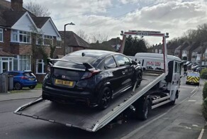 Британец купил в салоне свой же автомобиль