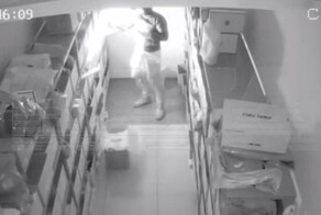 Мужчина поджег пункт выдачи в Санкт-Петербурге