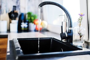 Мужчина "израсходовал" 10 млн галлонов воды за 2 месяца