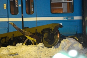 Уборщица угнала поезд (14 фото)