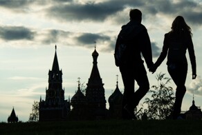 В Госдуме предложили ввести для россиян дополнительный отпуск для зачатия детей