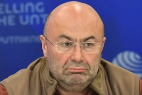 Экс-министра торговли Подмосковья отправили под домашний арест за нападение с топором на бывшую подругу