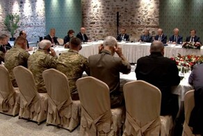 За кадром стамбульских переговоров