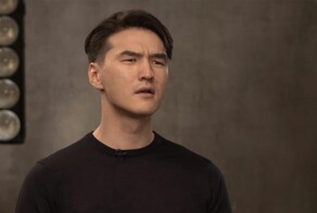 Комика Нурлана Сабурова задержали в столичном аэропорту