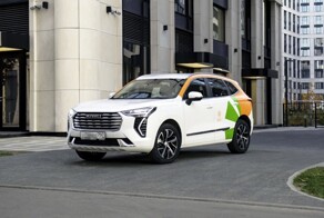 Одних такси оказалось мало, теперь хотят на "отечественные" авто пересадить каршеринг