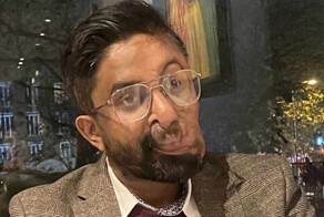 Мужчину с опухолью на лице отказались обслуживать в лондонском кафе