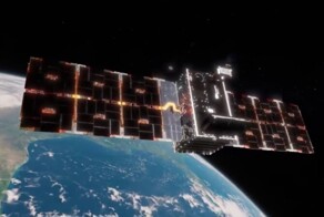 Инженер запустил селфи-спутник